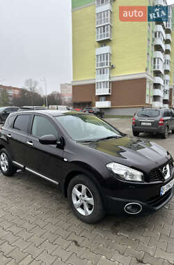Позашляховик / Кросовер Nissan Qashqai 2012 в Полтаві