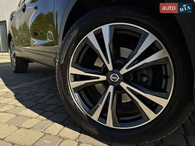 Внедорожник / Кроссовер Nissan Qashqai 2018 в Ивано-Франковске