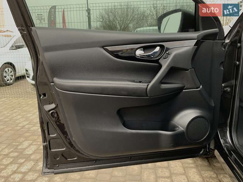 Внедорожник / Кроссовер Nissan Qashqai 2016 в Бердичеве