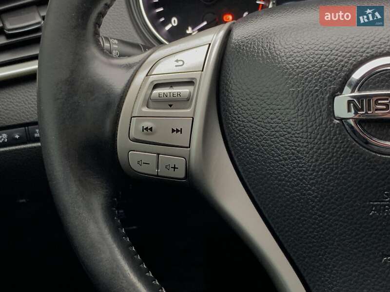 Внедорожник / Кроссовер Nissan Qashqai 2016 в Бердичеве