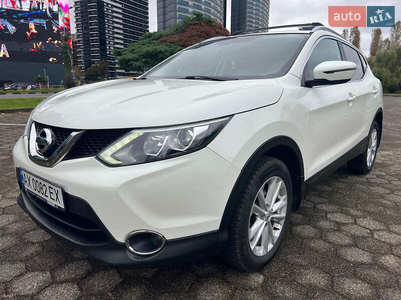 Внедорожник / Кроссовер Nissan Qashqai 2016 в Киеве