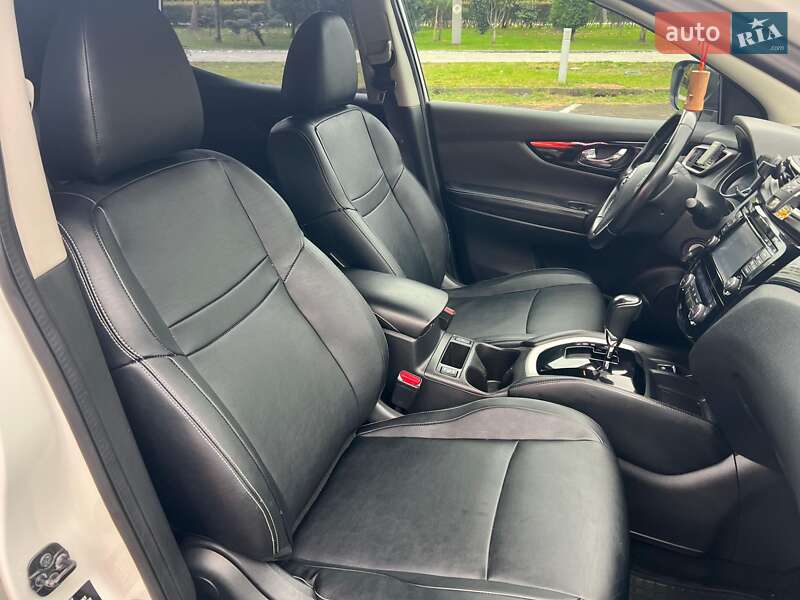 Внедорожник / Кроссовер Nissan Qashqai 2016 в Киеве