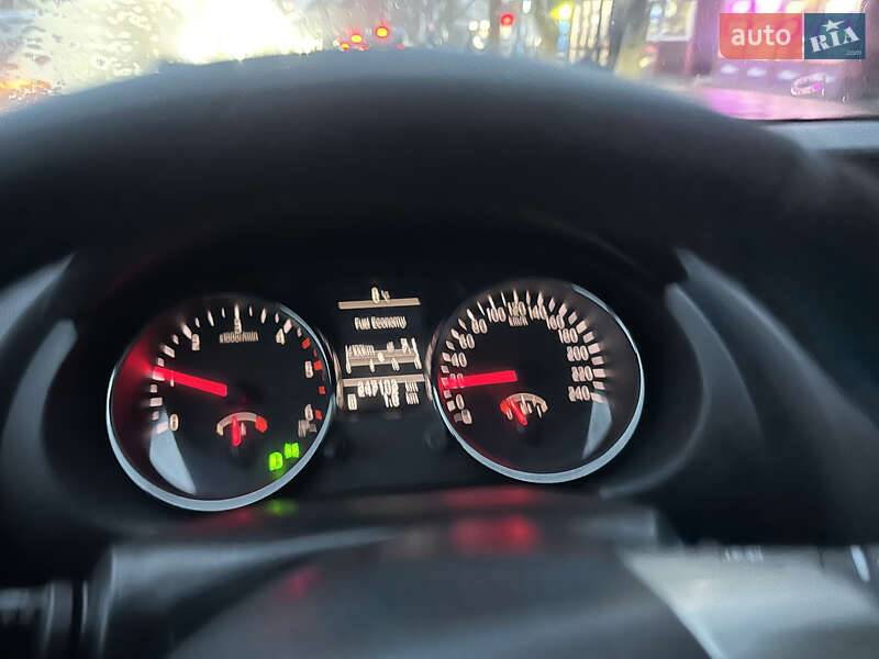 Внедорожник / Кроссовер Nissan Qashqai 2010 в Умани