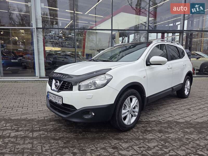 Позашляховик / Кросовер Nissan Qashqai 2012 в Одесі