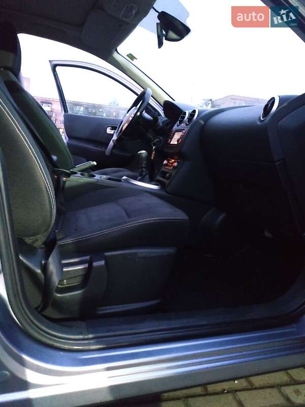 Позашляховик / Кросовер Nissan Qashqai 2011 в Рівному