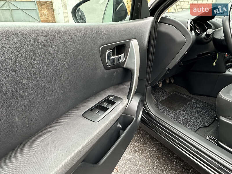 Позашляховик / Кросовер Nissan Qashqai 2011 в Вінниці фото 32 Позашляховик / Кросовер Nissan Qashqai 2011 в Вінниці