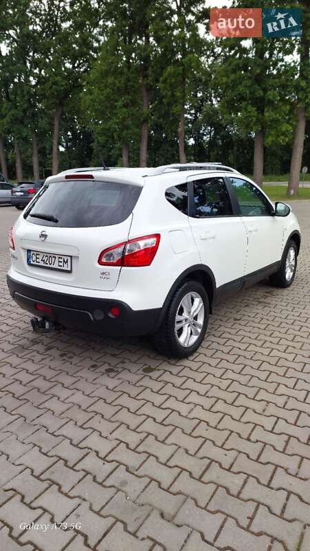 Позашляховик / Кросовер Nissan Qashqai 2012 в Чернівцях фото 15 Позашляховик / Кросовер Nissan Qashqai 2012 в Чернівцях