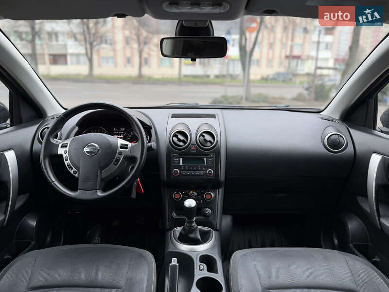 Внедорожник / Кроссовер Nissan Qashqai 2010 в Ровно