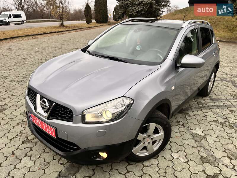Внедорожник / Кроссовер Nissan Qashqai 2013 в Дубно