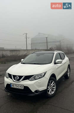 Позашляховик / Кросовер Nissan Qashqai 2014 в Житомирі