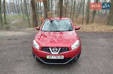 Позашляховик / Кросовер Nissan Qashqai 2013 в Києві