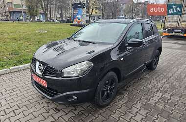 Позашляховик / Кросовер Nissan Qashqai 2012 в Рівному