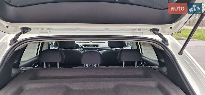 Внедорожник / Кроссовер Nissan Qashqai 2015 в Новоархангельске фото 23 Внедорожник / Кроссовер Nissan Qashqai 2015 в Новоархангельске