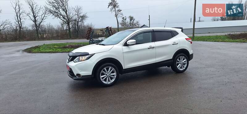 Внедорожник / Кроссовер Nissan Qashqai 2015 в Новоархангельске фото 151 Внедорожник / Кроссовер Nissan Qashqai 2015 в Новоархангельске