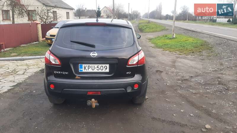 Внедорожник / Кроссовер Nissan Qashqai 2011 в Локачах