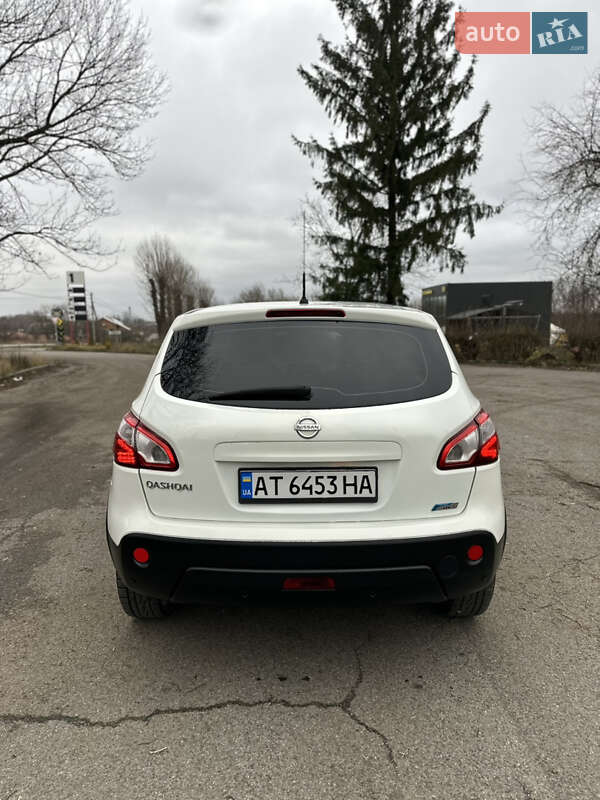 Внедорожник / Кроссовер Nissan Qashqai 2010 в Кицмани