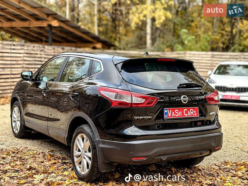 Внедорожник / Кроссовер Nissan Qashqai 2014 в Бродах