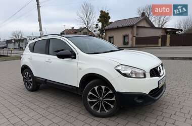 Позашляховик / Кросовер Nissan Qashqai 2013 в Буську