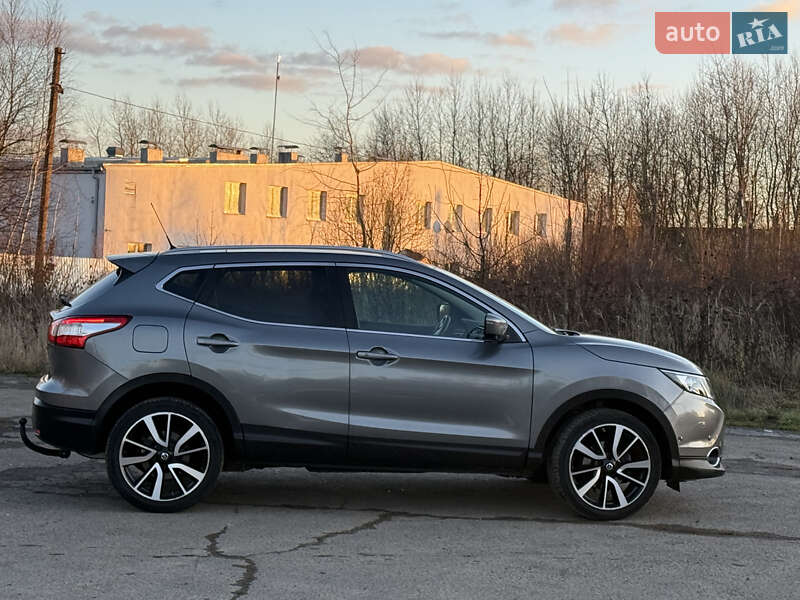 Позашляховик / Кросовер Nissan Qashqai 2015 в Трускавці фото 23 Позашляховик / Кросовер Nissan Qashqai 2015 в Трускавці
