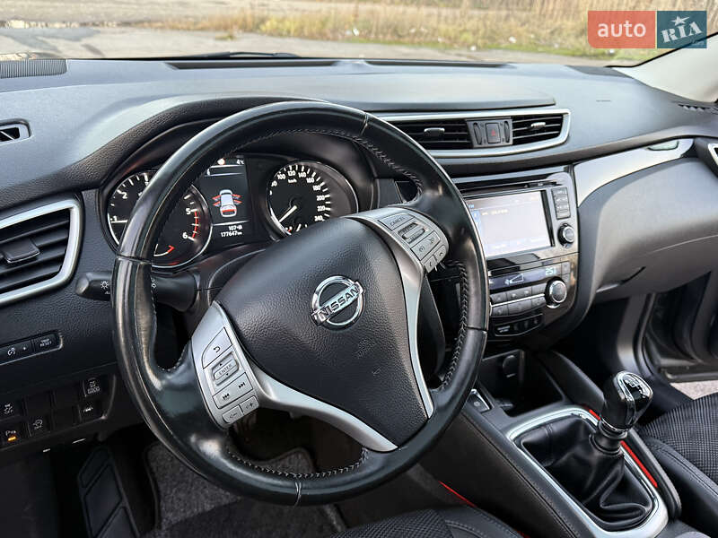 Позашляховик / Кросовер Nissan Qashqai 2015 в Трускавці фото 41 Позашляховик / Кросовер Nissan Qashqai 2015 в Трускавці