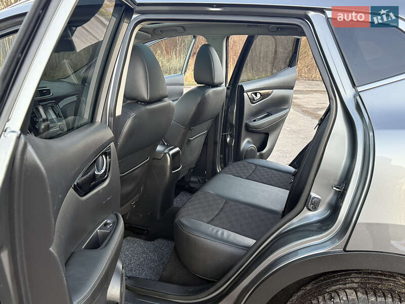 Позашляховик / Кросовер Nissan Qashqai 2015 в Трускавці фото 54 Позашляховик / Кросовер Nissan Qashqai 2015 в Трускавці