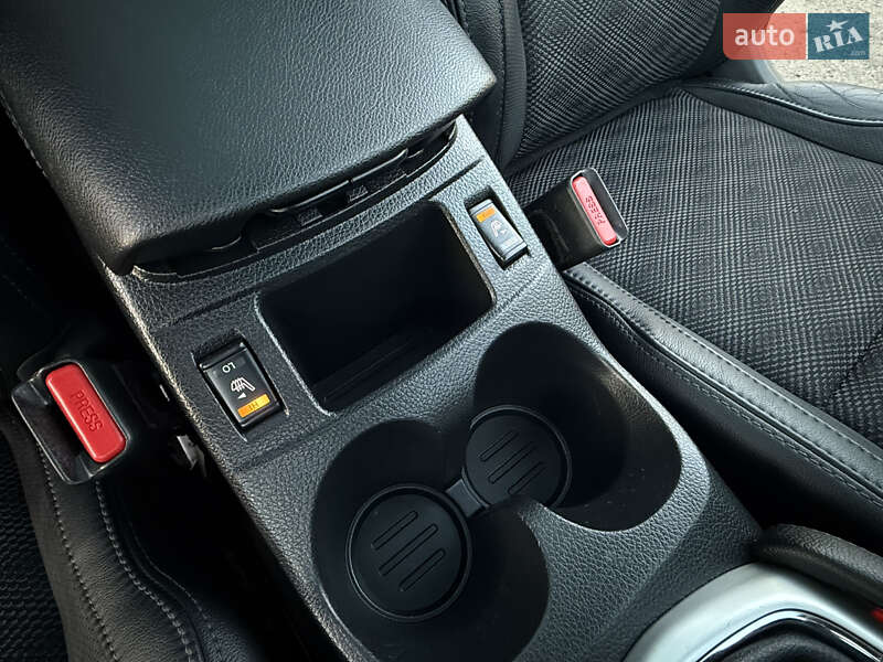 Позашляховик / Кросовер Nissan Qashqai 2015 в Трускавці фото 52 Позашляховик / Кросовер Nissan Qashqai 2015 в Трускавці