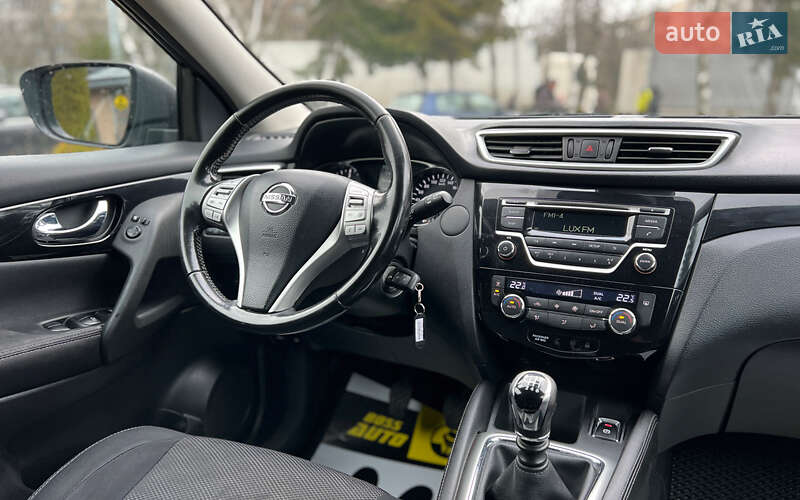 Внедорожник / Кроссовер Nissan Qashqai 2016 в Львове
