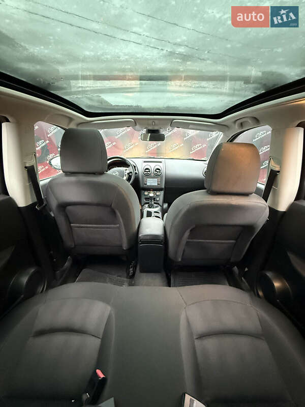 Позашляховик / Кросовер Nissan Qashqai 2011 в Сумах