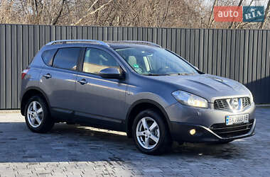 Внедорожник / Кроссовер Nissan Qashqai 2010 в Староконстантинове