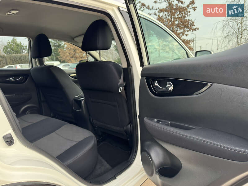 Внедорожник / Кроссовер Nissan Qashqai 2015 в Ивано-Франковске фото 34 Внедорожник / Кроссовер Nissan Qashqai 2015 в Ивано-Франковске