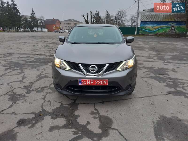 Внедорожник / Кроссовер Nissan Qashqai 2014 в Новоархангельске
