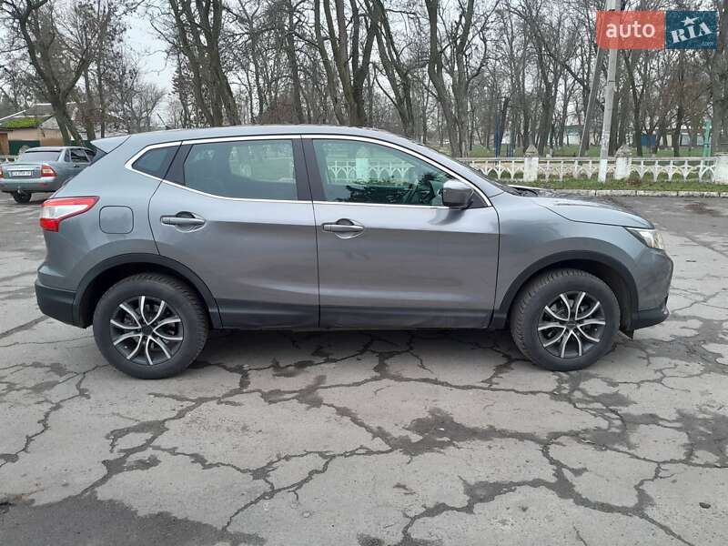 Внедорожник / Кроссовер Nissan Qashqai 2014 в Новоархангельске