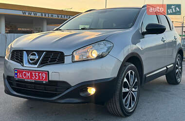 Внедорожник / Кроссовер Nissan Qashqai 2014 в Виннице