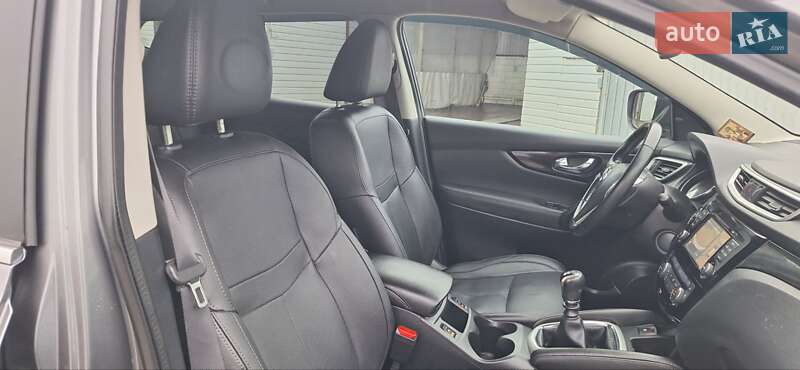 Позашляховик / Кросовер Nissan Qashqai 2016 в Новоархангельську