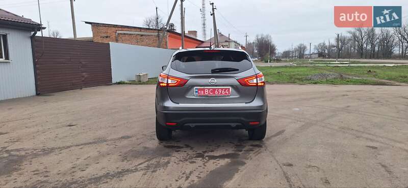 Позашляховик / Кросовер Nissan Qashqai 2016 в Новоархангельську