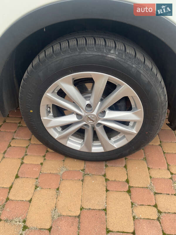 Внедорожник / Кроссовер Nissan Qashqai 2014 в Белой Церкви