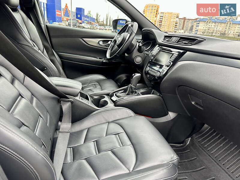 Внедорожник / Кроссовер Nissan Qashqai 2019 в Каменец-Подольском