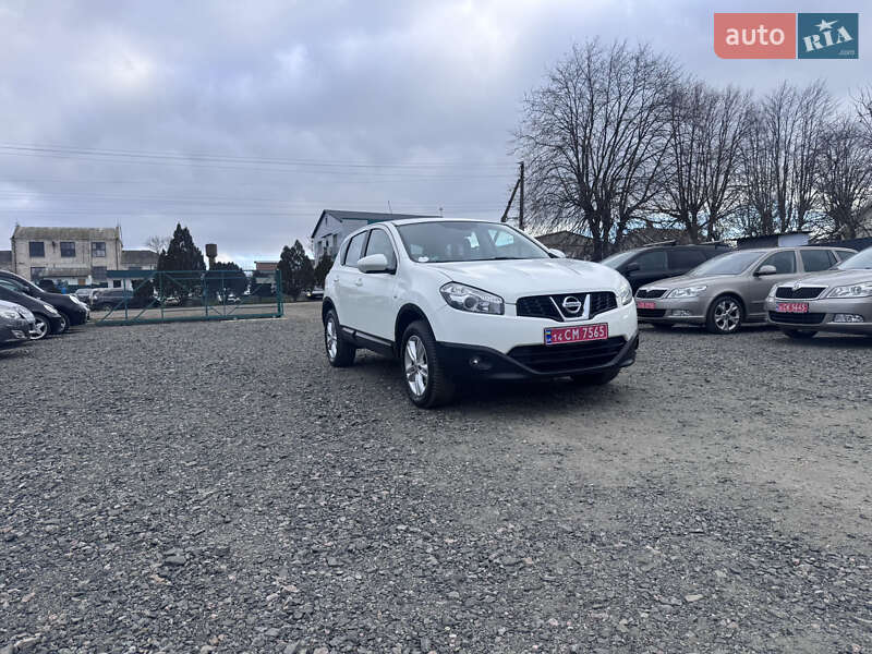 Внедорожник / Кроссовер Nissan Qashqai 2013 в Звенигородке