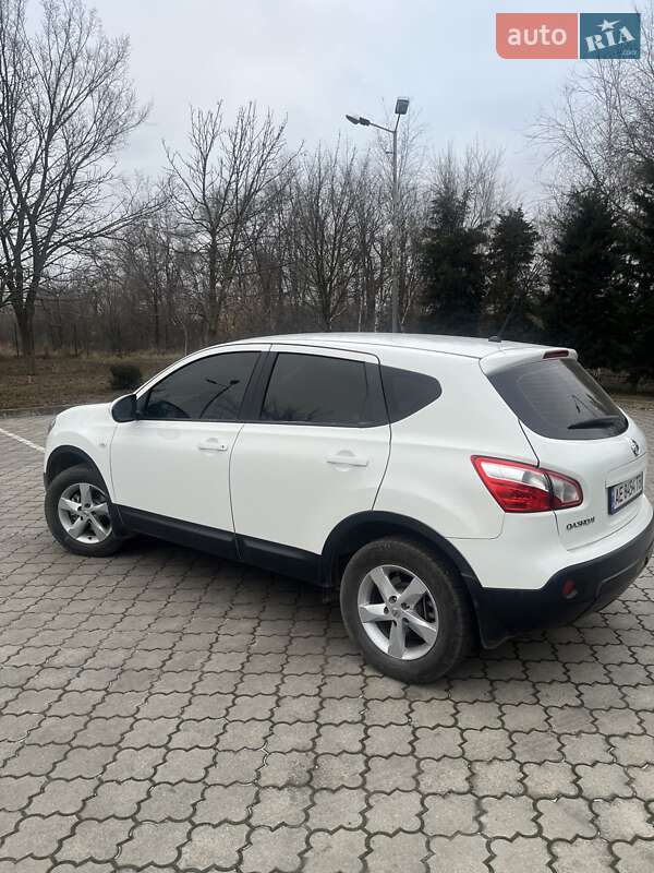 Внедорожник / Кроссовер Nissan Qashqai 2012 в Павлограде
