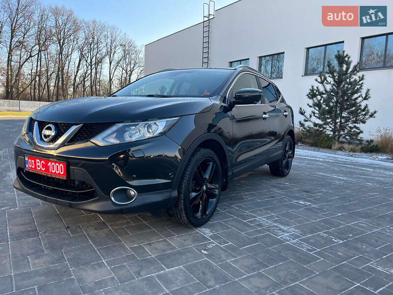 Внедорожник / Кроссовер Nissan Qashqai 2016 в Луцке