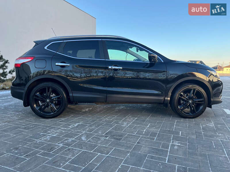 Внедорожник / Кроссовер Nissan Qashqai 2016 в Луцке