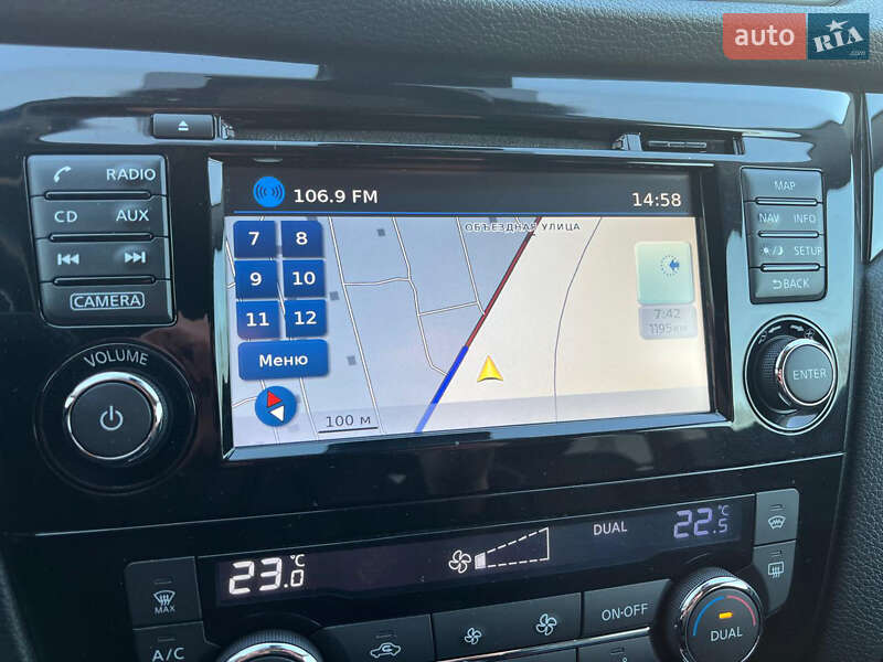 Внедорожник / Кроссовер Nissan Qashqai 2016 в Луцке