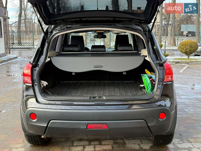 Внедорожник / Кроссовер Nissan Qashqai 2008 в Стрые