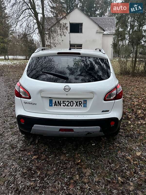 Внедорожник / Кроссовер Nissan Qashqai 2010 в Корце