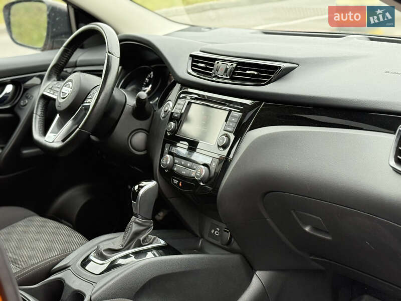 Внедорожник / Кроссовер Nissan Qashqai 2018 в Львове