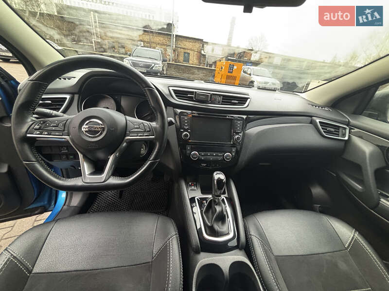 Внедорожник / Кроссовер Nissan Qashqai 2018 в Киеве