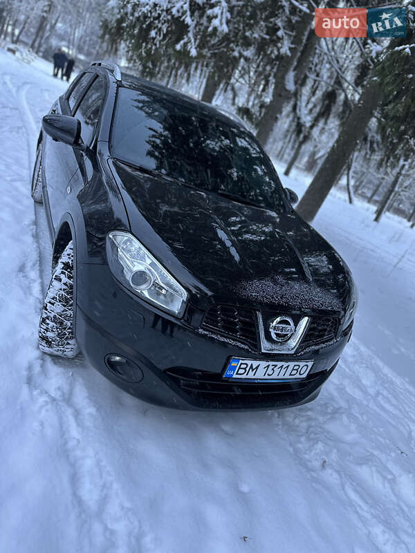Внедорожник / Кроссовер Nissan Qashqai 2013 в Глухове