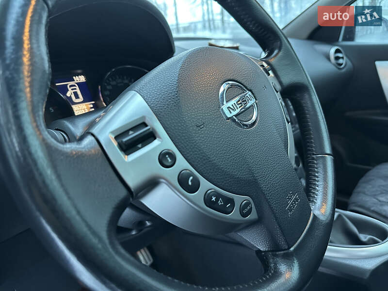 Внедорожник / Кроссовер Nissan Qashqai 2013 в Глухове