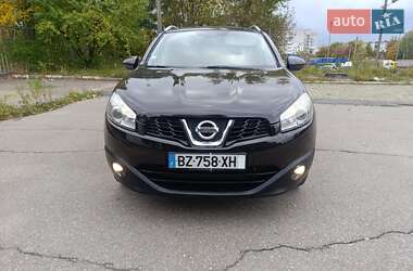 Позашляховик / Кросовер Nissan Qashqai 2011 в Житомирі
