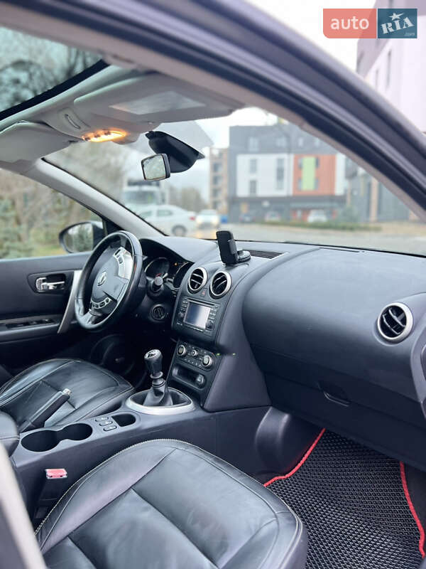 Внедорожник / Кроссовер Nissan Qashqai 2010 в Луцке